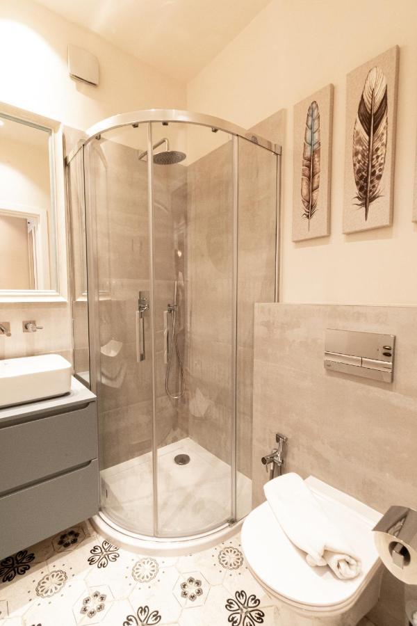 Black Gate - Quiet Studio In The Heart Of Old Town With Free Private Secured Parking 布拉索夫 外观 照片